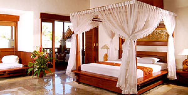 bali-suedkueste-grand-balisani-suites-room