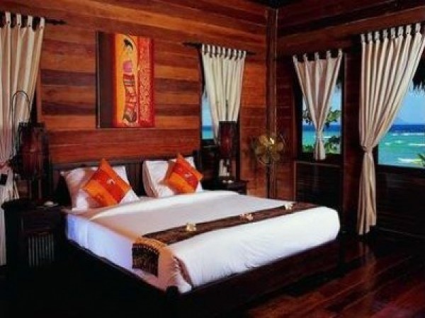 koh-ngai-thapwarin-resort-room_01