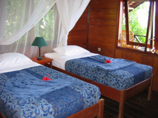maratua-nabucco-resort-bedroom