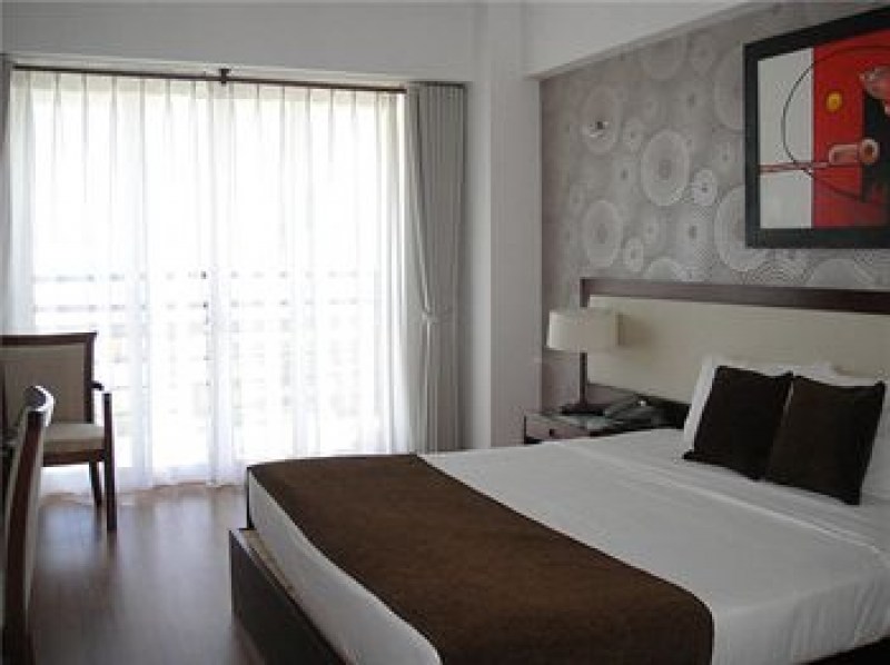 nha-trang-starlet-hotel-room